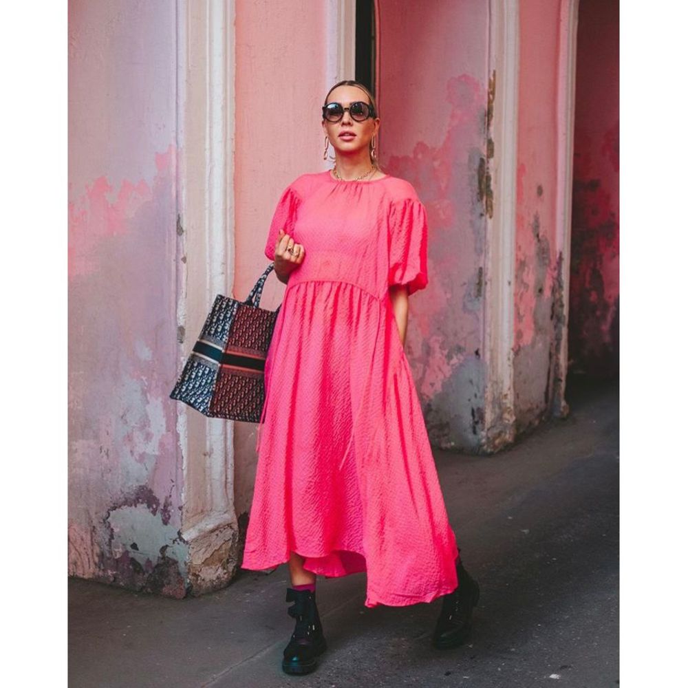 Dress Wide Cut Pink Flowy Puff Sleeves Small NWT